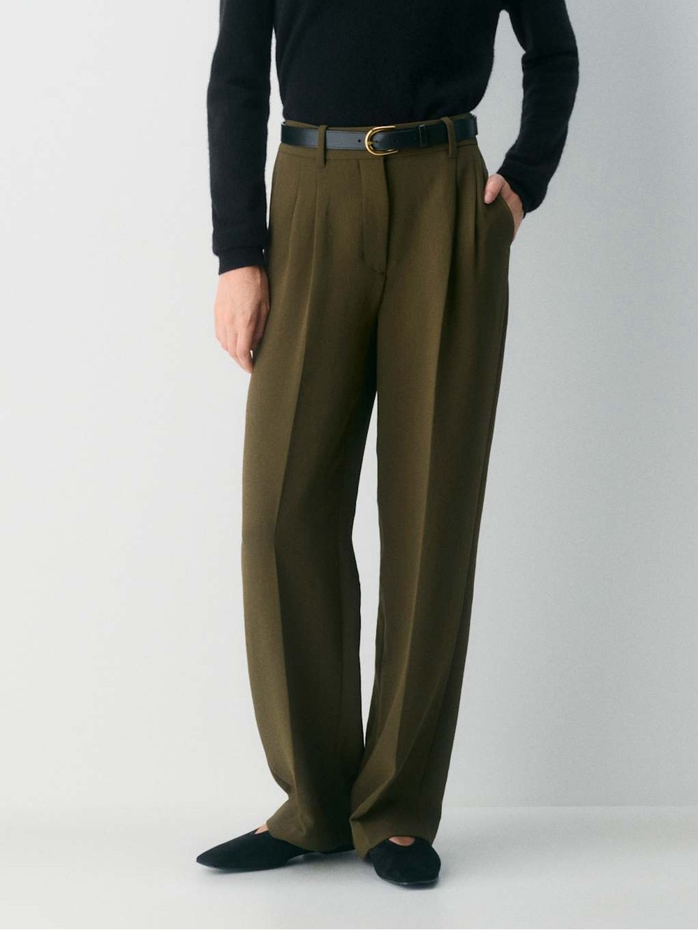 Aritzia | Effortless Crepette Pant | Private Green | Sz 2S